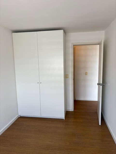 Malvín: Apartamento de 2 Dormitorios con Garaje Doble - ¡Oportunidad · Foto 10