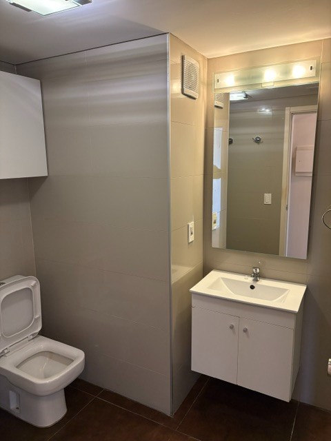 Malvín: Apartamento de 2 Dormitorios con Garaje Doble - ¡Oportunidad · Foto 12