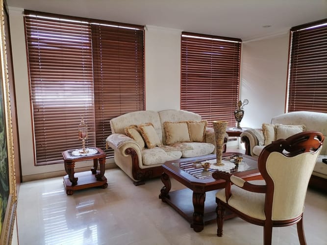 Apartamento de 4 alcobas en venta en La Carolina, Bogotá, 284 m² · foto 4 de 16