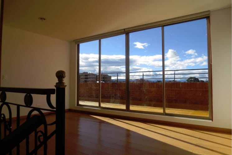 Apartamento de 4 alcobas en venta en La Carolina, Bogotá, 284 m² · foto 10 de 16