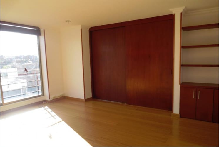Apartamento de 4 alcobas en venta en La Carolina, Bogotá, 284 m² · foto 13 de 16
