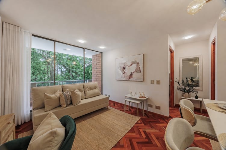 Apartamento de 1 alcoba en venta en El Poblado, Medellín, 53 m² · foto 1 de 12