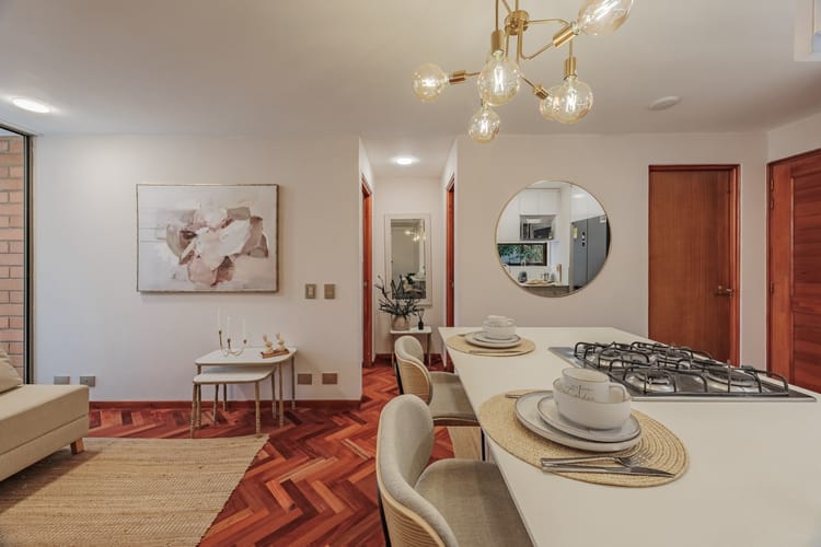 Apartamento de 1 alcoba en venta en El Poblado, Medellín, 53 m² · foto 4 de 12