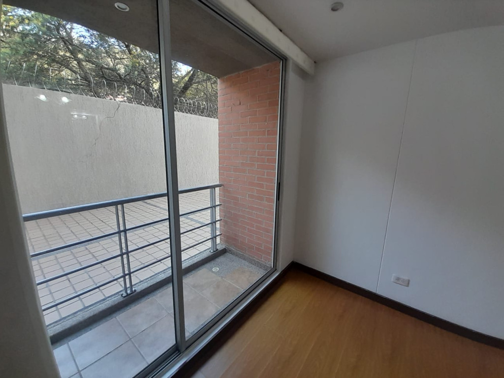 Apartamento en venta en El Redil, Bogotá · foto 5 de 24