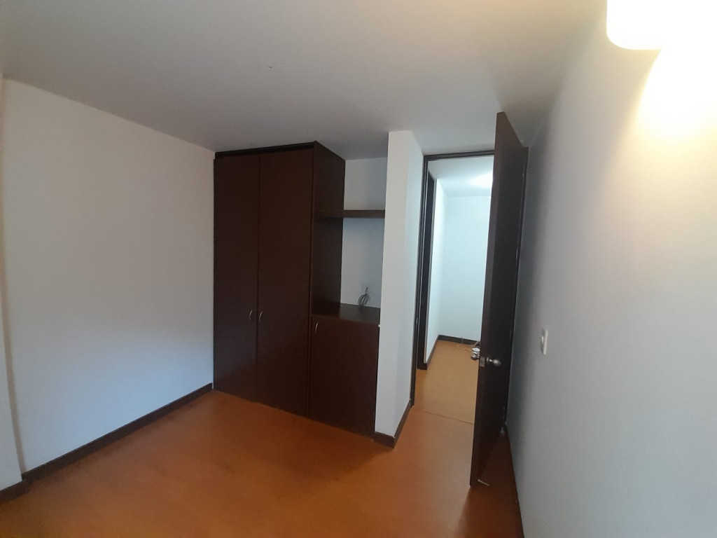 Apartamento en venta en El Redil, Bogotá · foto 7 de 24