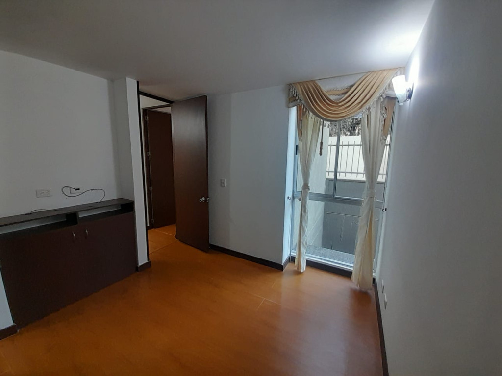 Apartamento en venta en El Redil, Bogotá · foto 21 de 24