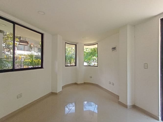 Local en arriendo en La America, Medellín, 18 m² · foto 6 de 11