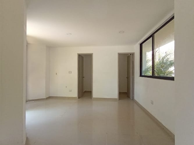 Local en arriendo en La America, Medellín, 18 m² · foto 7 de 11