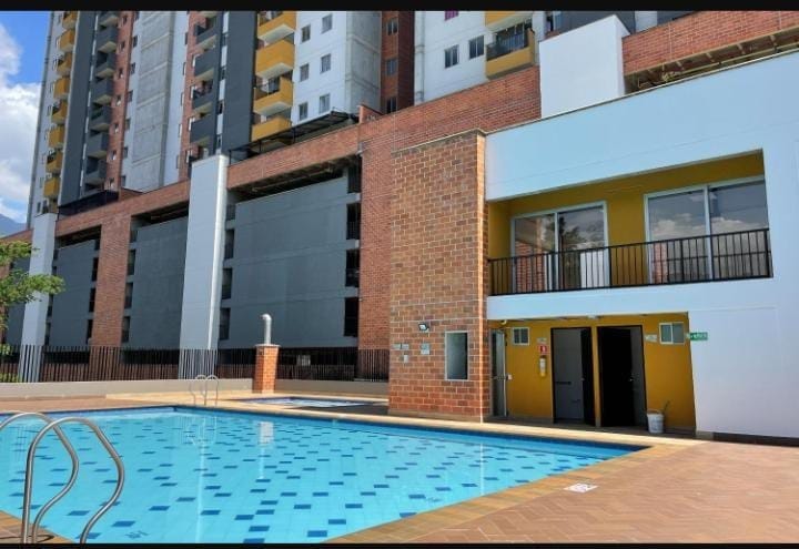 Apartamento de 3 alcobas en venta en Machado, Copacabana, 62 m² · foto 2 de 12