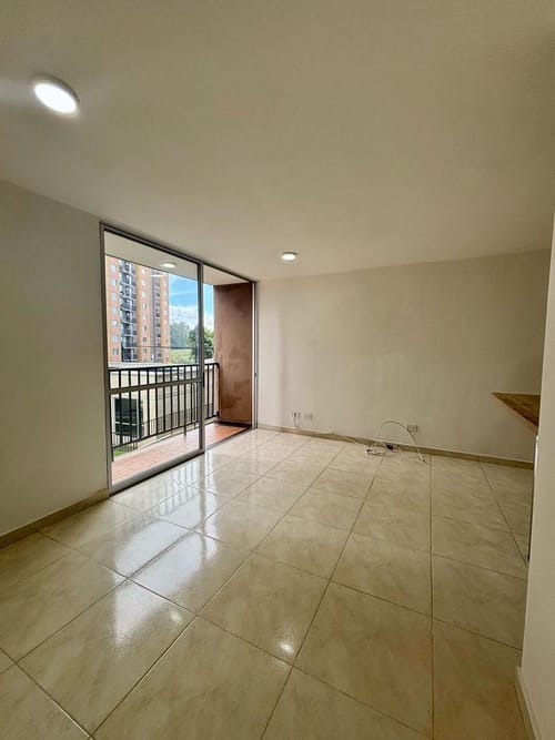 Apartamento de 3 alcobas en venta en La Macarena, Rionegro, 55 m² · foto 3 de 21