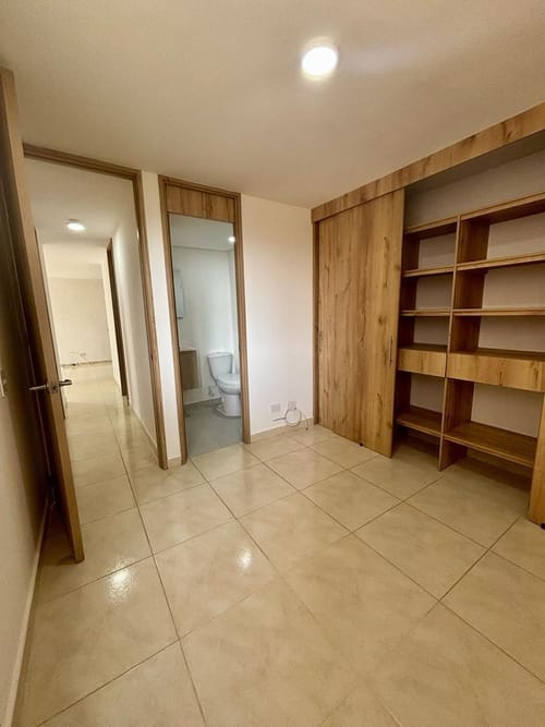 Apartamento de 3 alcobas en venta en La Macarena, Rionegro, 55 m² · foto 6 de 21
