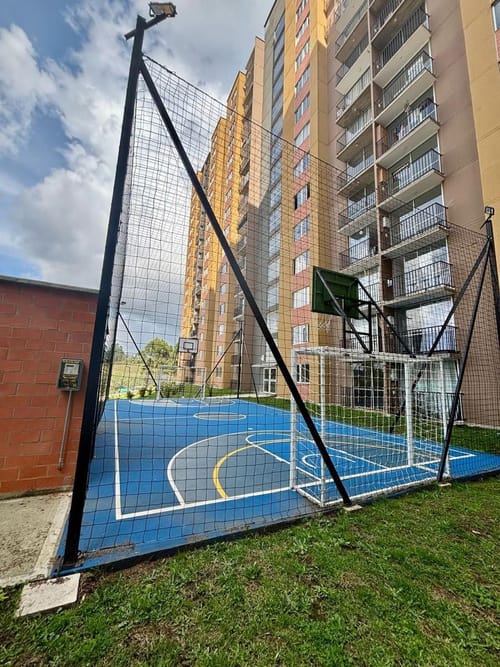 Apartamento de 3 alcobas en venta en La Macarena, Rionegro, 55 m² · foto 20 de 21
