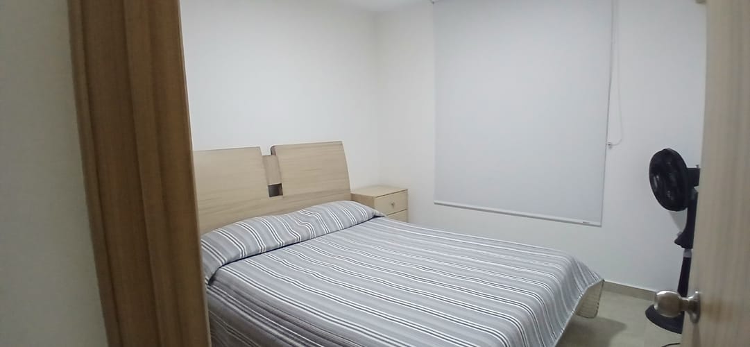 Apartamento de 3 alcobas en venta en Urbanizacion Torres De Madeira, Floridablanca, 78 m² · foto 6 de 18
