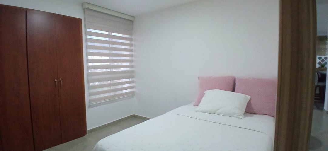 Apartamento de 3 alcobas en venta en Urbanizacion Torres De Madeira, Floridablanca, 78 m² · foto 12 de 18