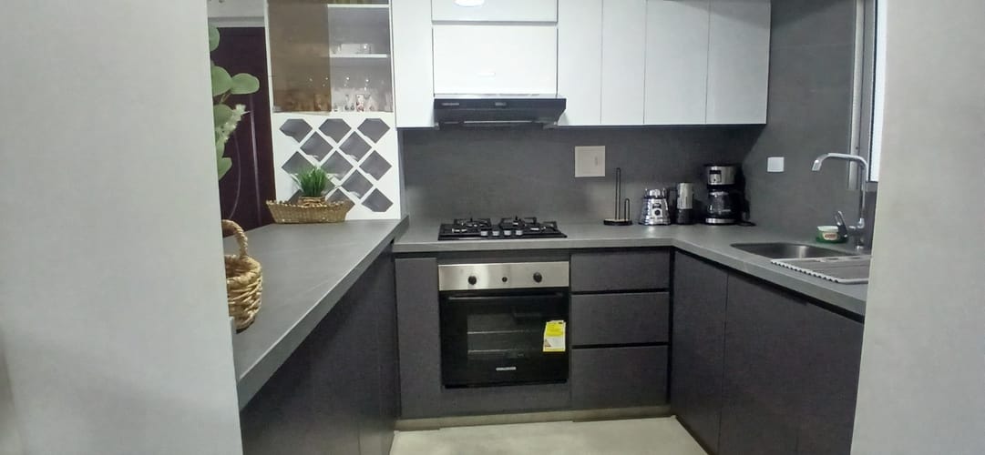 Apartamento de 3 alcobas en venta en Urbanizacion Torres De Madeira, Floridablanca, 78 m² · foto 4 de 18
