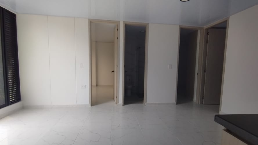 Apartamento de 3 alcobas en arriendo en El Poblado, Girón, 58 m² · foto 13 de 24