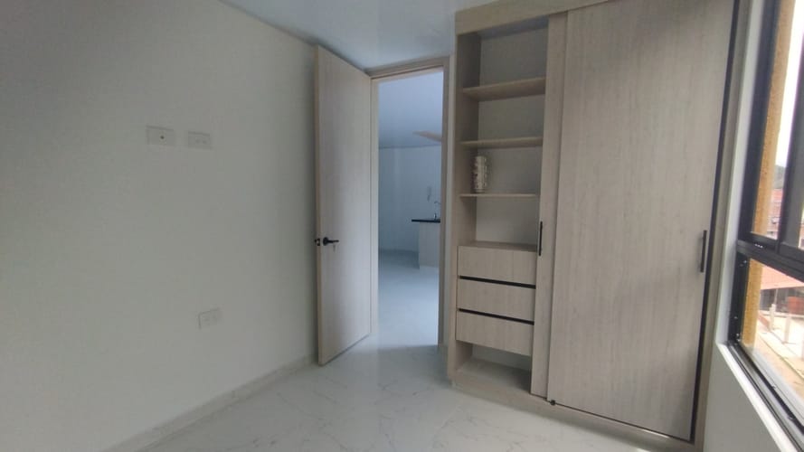 Apartamento de 3 alcobas en arriendo en El Poblado, Girón, 58 m² · foto 24 de 24