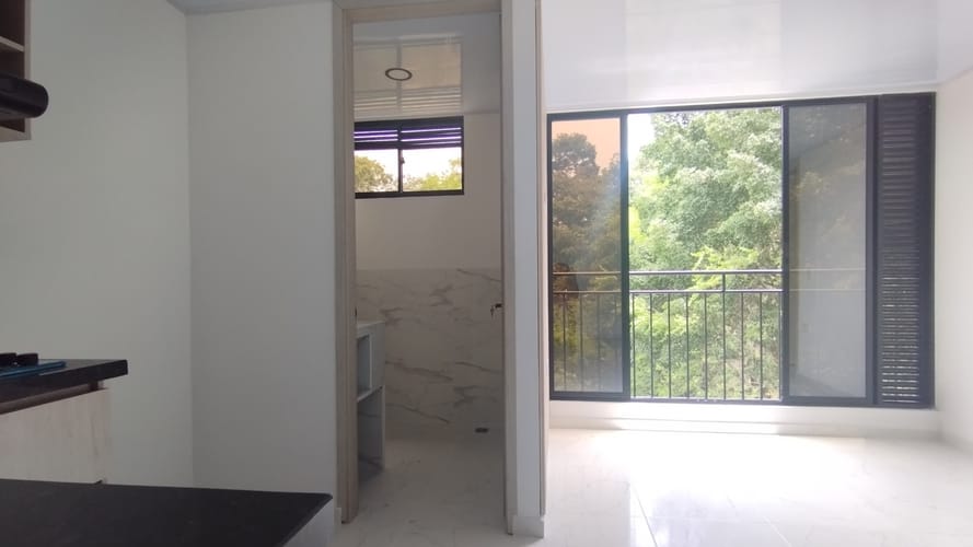 Apartamento de 3 alcobas en arriendo en El Poblado, Girón, 58 m² · foto 7 de 24