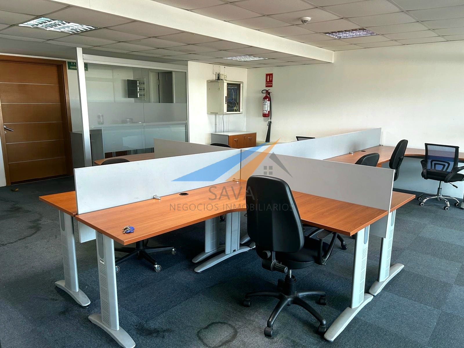 Alquiler Oficina 80M² Amueblada y Equipada en Ciudad Vieja! Edificio Imperium Building · Foto 2