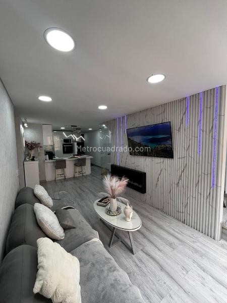 Apartamento en venta en El Batán, Bogotá · foto 2 de 11