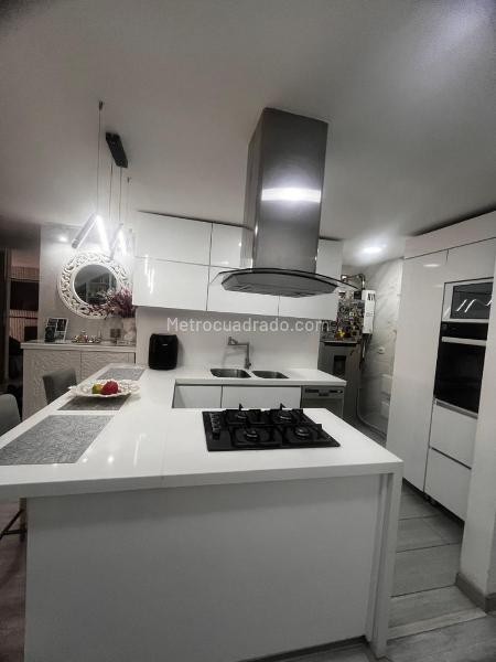 Apartamento en venta en El Batán, Bogotá · foto 4 de 11