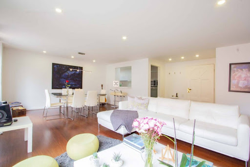 Apartamento en venta en Parque Central Bavaria, Bogotá · foto 3 de 21