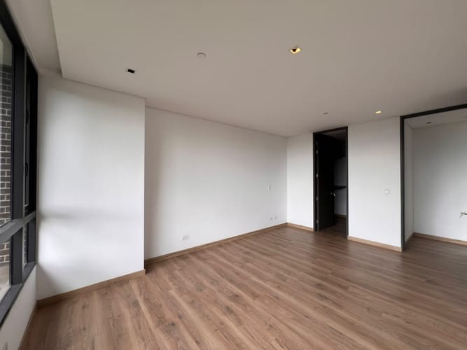 Apartamento de 3 alcobas en venta en El Poblado, Medellín, 143 m² · foto 8 de 15