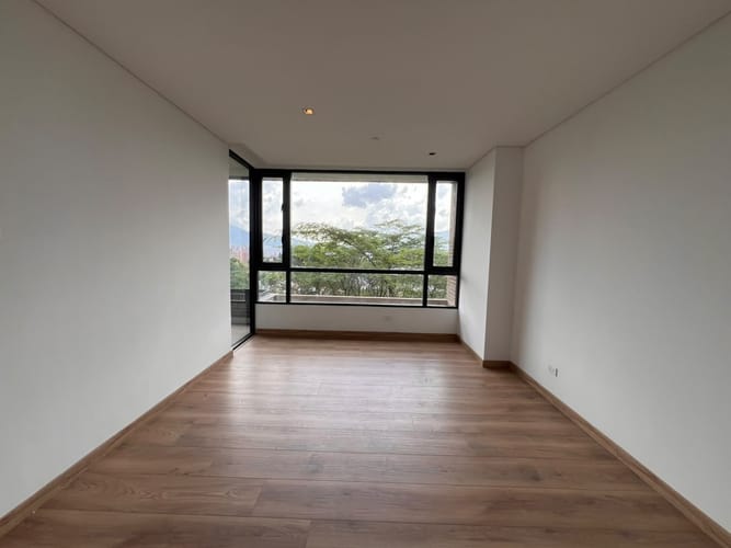 Apartamento de 3 alcobas en venta en El Poblado, Medellín, 143 m² · foto 5 de 15