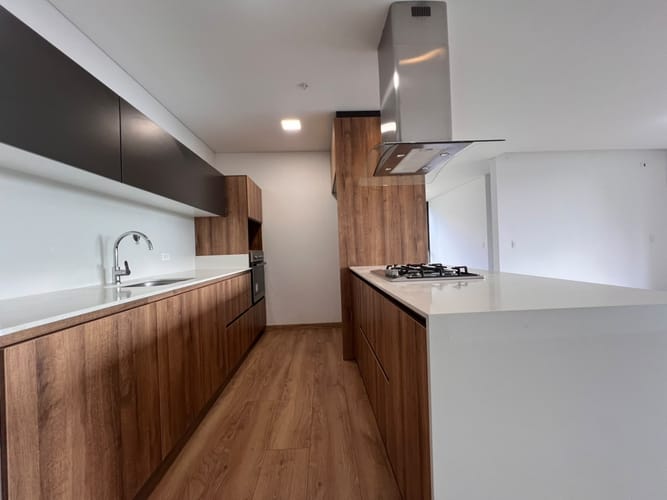 Apartamento de 3 alcobas en venta en El Poblado, Medellín, 143 m² · foto 2 de 15