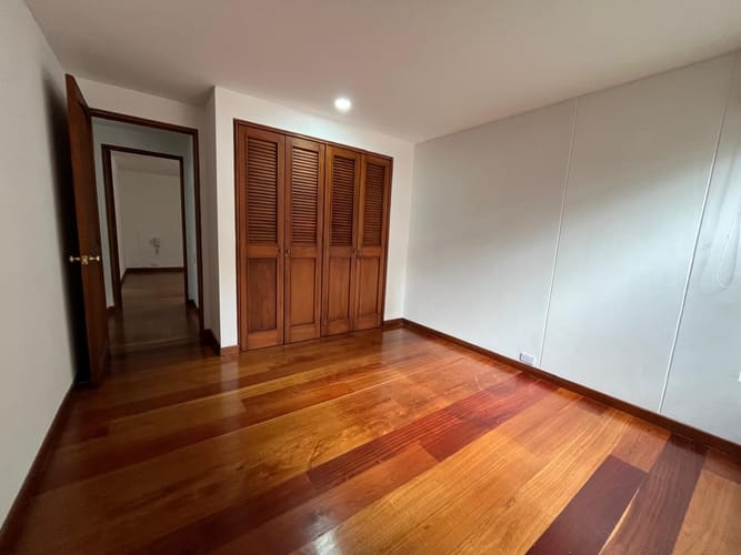 Apartamento de 2 alcobas en venta en Molinos Norte, Bogotá, 95 m² · foto 5 de 14