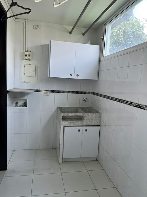 Casa de 3 alcobas en venta en Picaleña Y Mirolindo, Ibagué, 250 m² · foto 3 de 14