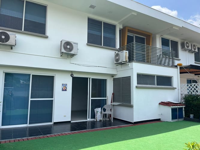 Casa de 3 alcobas en venta en Picaleña Y Mirolindo, Ibagué, 250 m² · foto 9 de 14
