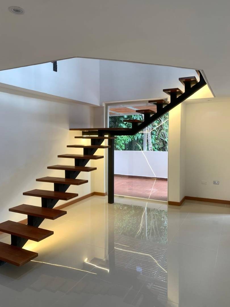 Apartamento en venta en Altos Del Poblado, Medellín · foto 11 de 24