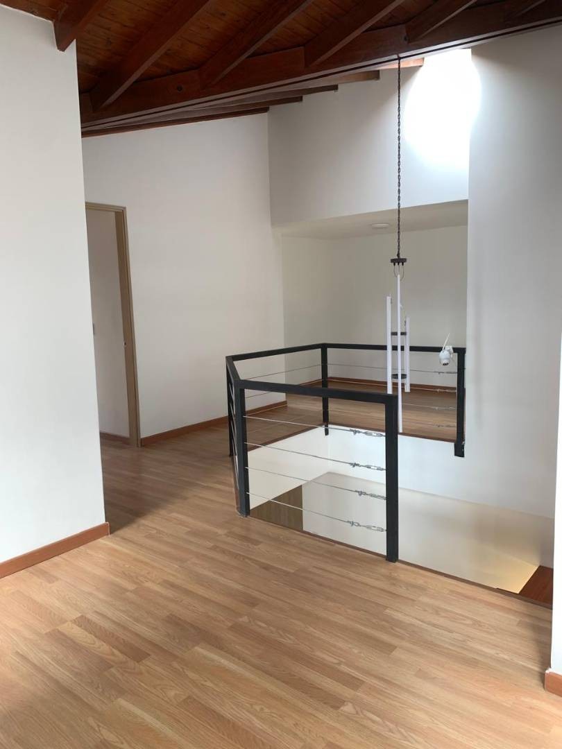 Apartamento en venta en Altos Del Poblado, Medellín · foto 14 de 24
