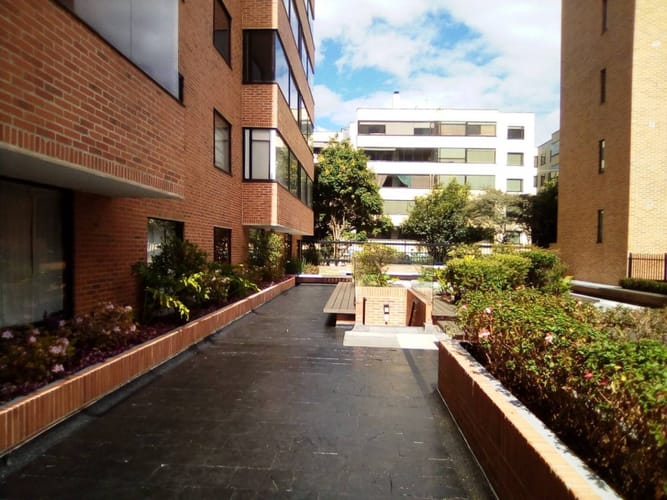 Apartamento de 1 alcoba en arriendo en Santa Barbara Central, Bogotá, 60 m² · foto 19 de 23