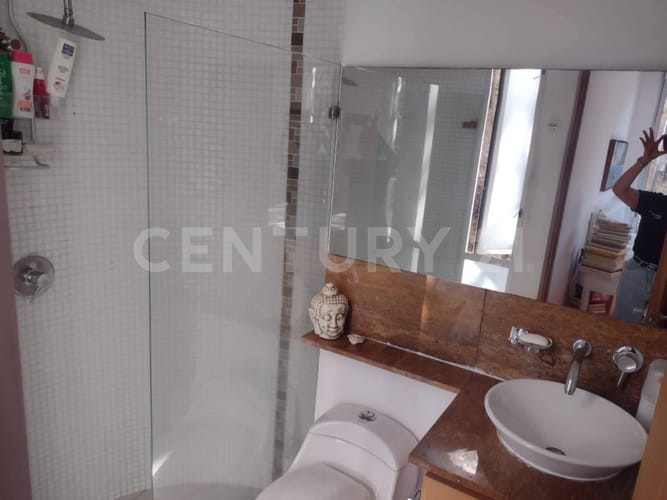Apartamento de 2 alcobas en venta en Santa Rita, Cali, 68 m² · foto 11 de 13