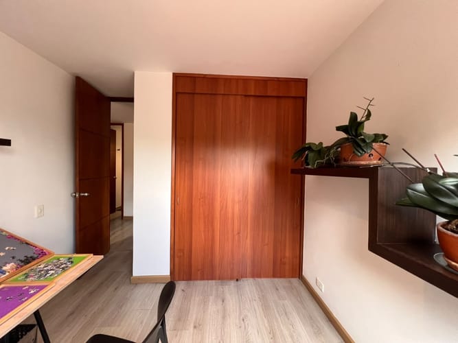 Apartamento de 2 alcobas en venta en El Poblado, Medellín, 82 m² · foto 8 de 12