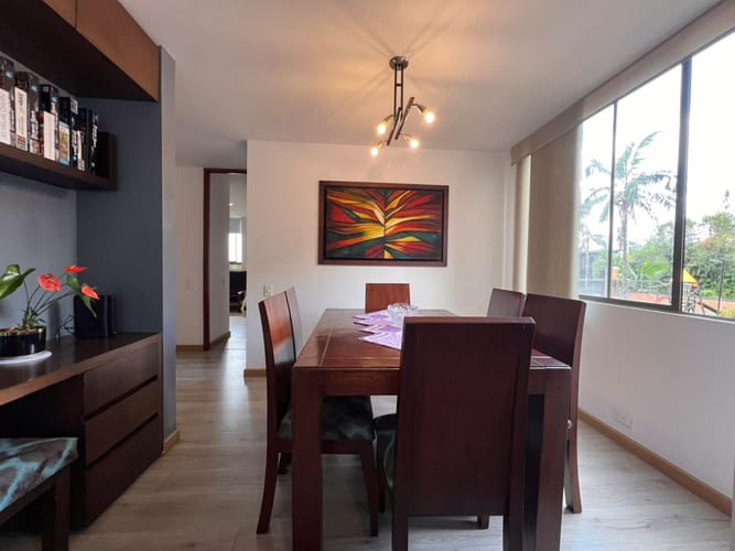 Apartamento de 2 alcobas en venta en El Poblado, Medellín, 82 m² · foto 5 de 12