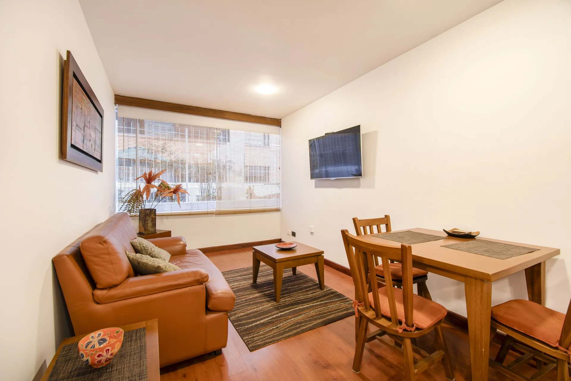 Apartamento en venta en Los Rosales, Bogotá · foto 3 de 10