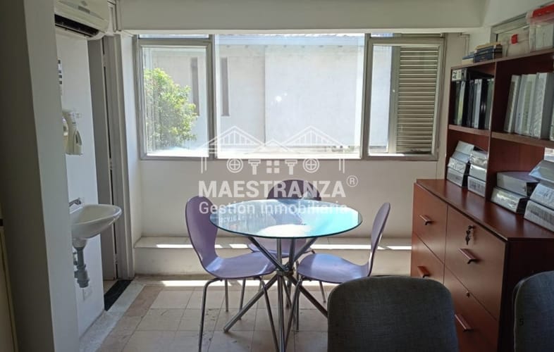 Local en arriendo en Laureles, Medellín, 250 m² · foto 4 de 22