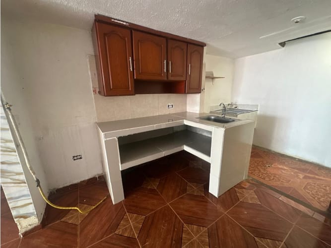 Casa de 3 alcobas en venta en Universal, Armenia, 49 m² · foto 4 de 13