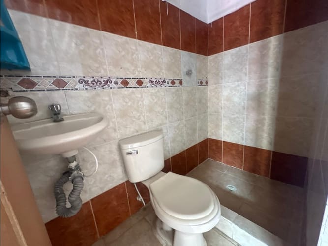 Casa de 3 alcobas en venta en Universal, Armenia, 49 m² · foto 7 de 13