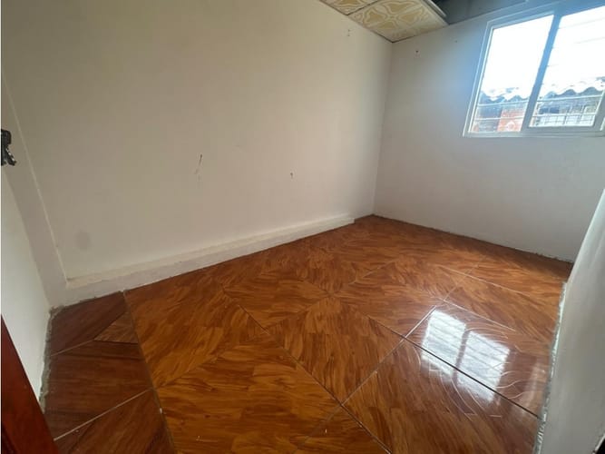 Casa de 3 alcobas en venta en Universal, Armenia, 49 m² · foto 8 de 13
