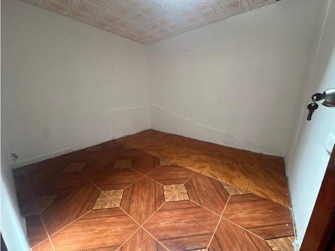 Casa de 3 alcobas en venta en Universal, Armenia, 49 m² · foto 9 de 13