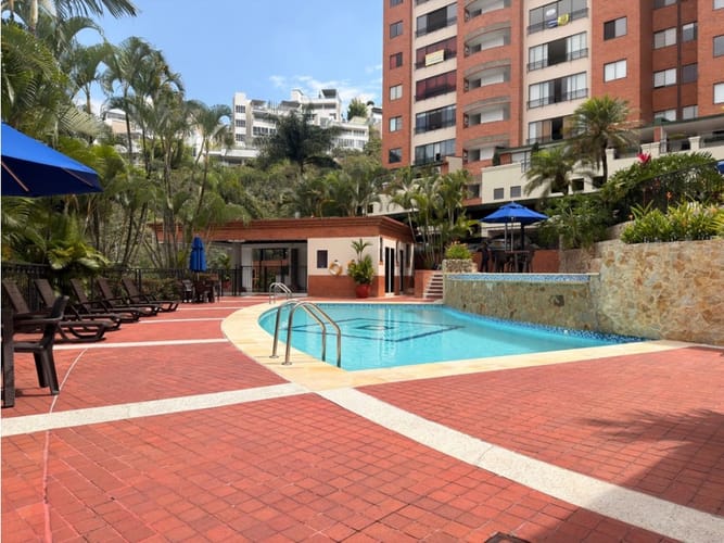 Apartamento de 2 alcobas en venta en Tejares Cristales, Cali, 125 m² · foto 2 de 19