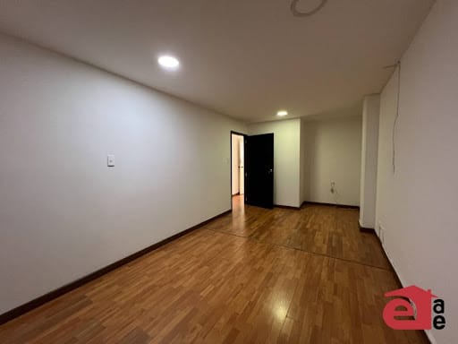 Oficina en venta en Laureles, Medellín, 48 m² · foto 3 de 6