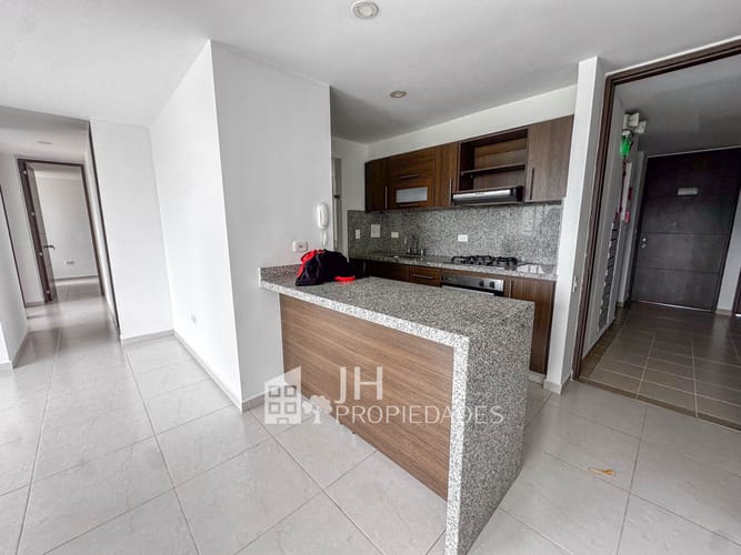Apartamento de 3 alcobas en venta en Centro, Piedecuesta, 71 m² · foto 2 de 11