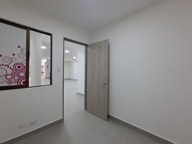 Local en arriendo en San Vicente, Cali, 200 m² · foto 11 de 13