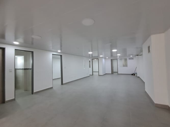 Local en arriendo en San Vicente, Cali, 200 m² · foto 3 de 16