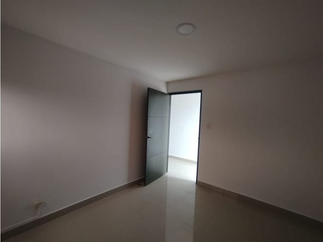 Apartamento en venta en Prados Del Norte, Cali · foto 13 de 20